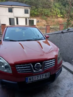 Polovni automobili Nissan Qashqai Benzin, 2009 god.