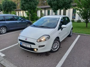 Polovni automobili - Fiat Grande Punto 1.3 Mjet N1 3.999 € Dizel, 2015 god.