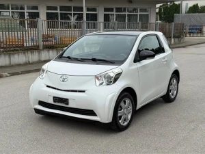 Polovni automobili - Toyota iQ 1.0 multidrive perl. 6.499 € Benzin, 2010 god.