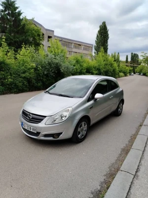 Polovni automobili - Opel Corsa D 2.150 € Benzin, 2006 god.