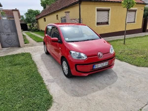 Polovni automobili - Volkswagen Up! 1.0 Mpi Vlasnik 6.290 € Benzin, 2016 god.