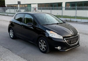 Polovni automobili - Peugeot 208 3.850 € Dizel, 2014 god.