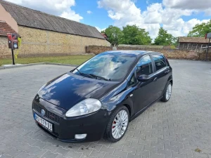 Polovni automobili - Fiat Grande Punto Sporting 2.600 € Dizel, 2007 god.