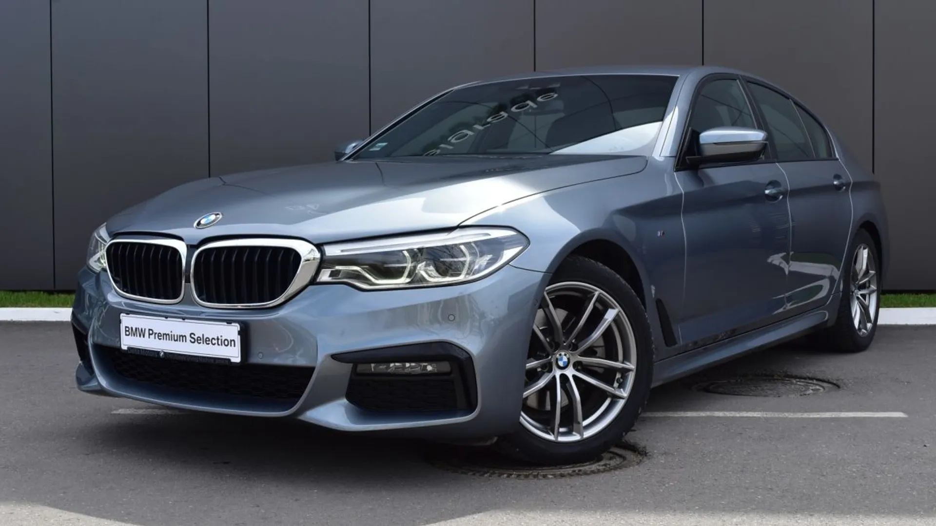 BMW 520 d xDrive M paket 34.990 € Dizel, 2020 god. Polovni automobili, polovan auto, prodajem auto na sajtu za polovne automobile prodajemauto.rs