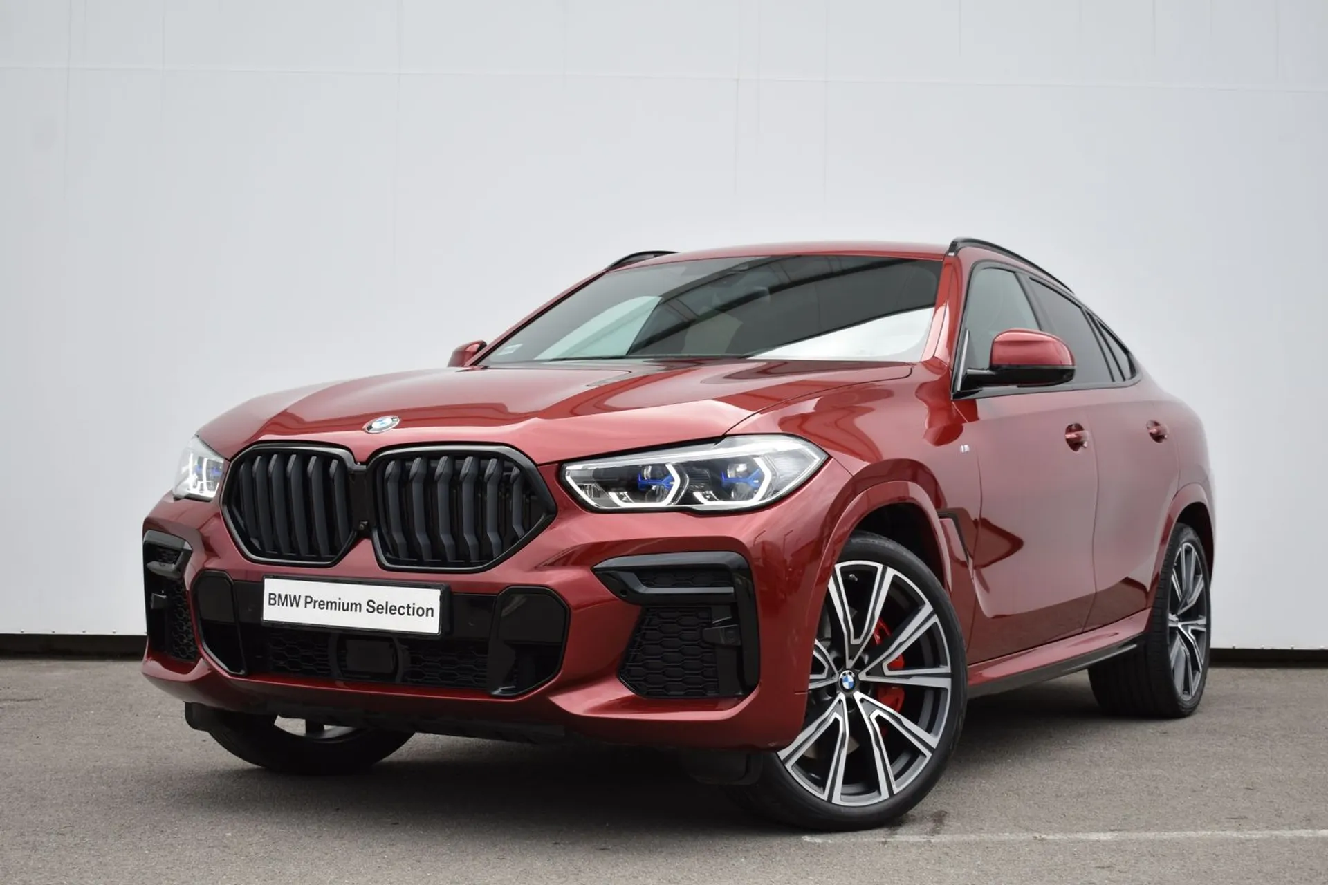 BMW X6 40d xDrive M paket 88.900 € Dizel, 2022 god. Polovni automobili, polovan auto, prodajem auto na sajtu za polovne automobile prodajemauto.rs