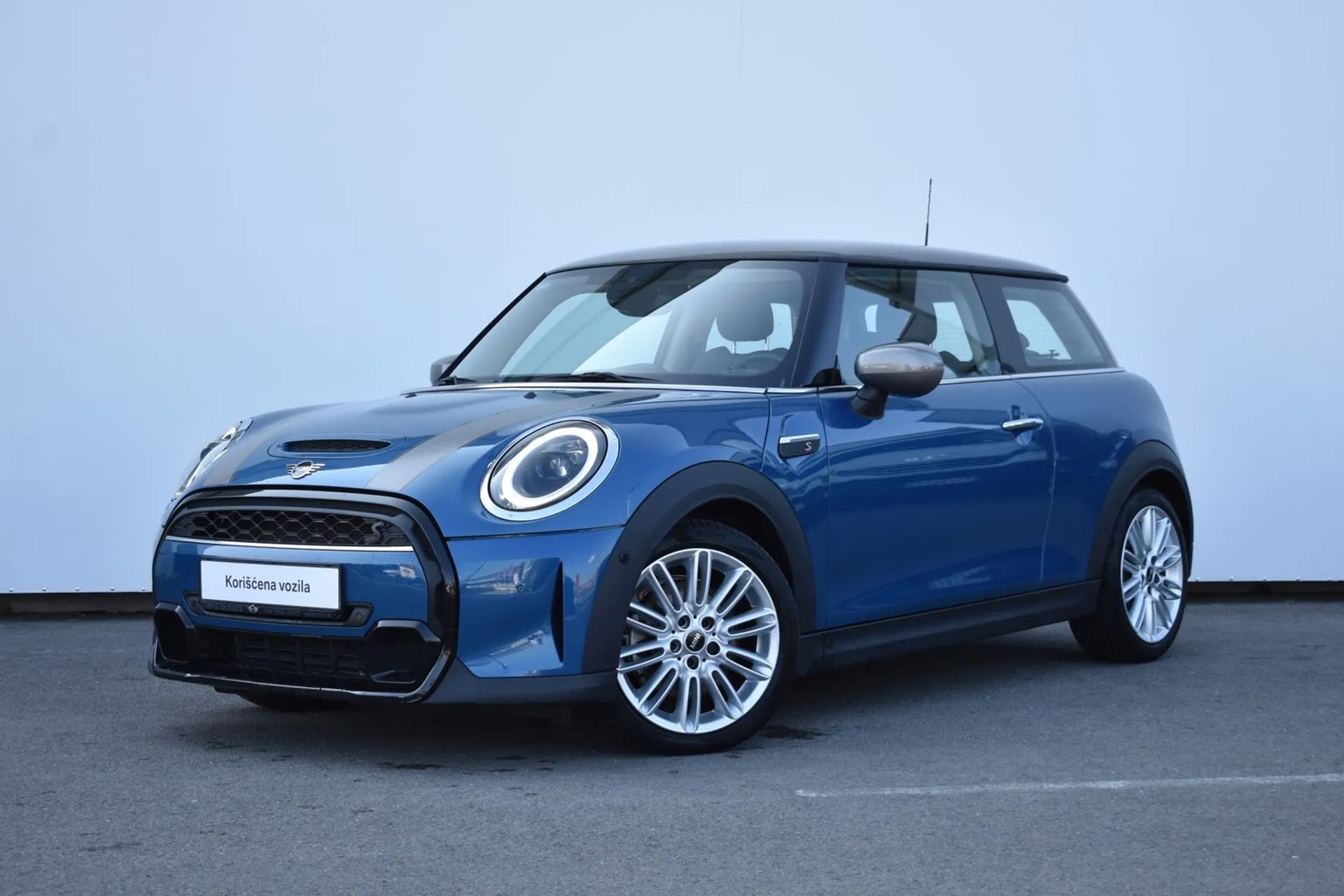 Mini Cooper S 26.990 € Benzin, 2021 god. Polovni automobili, polovan auto, prodajem auto na sajtu za polovne automobile prodajemauto.rs