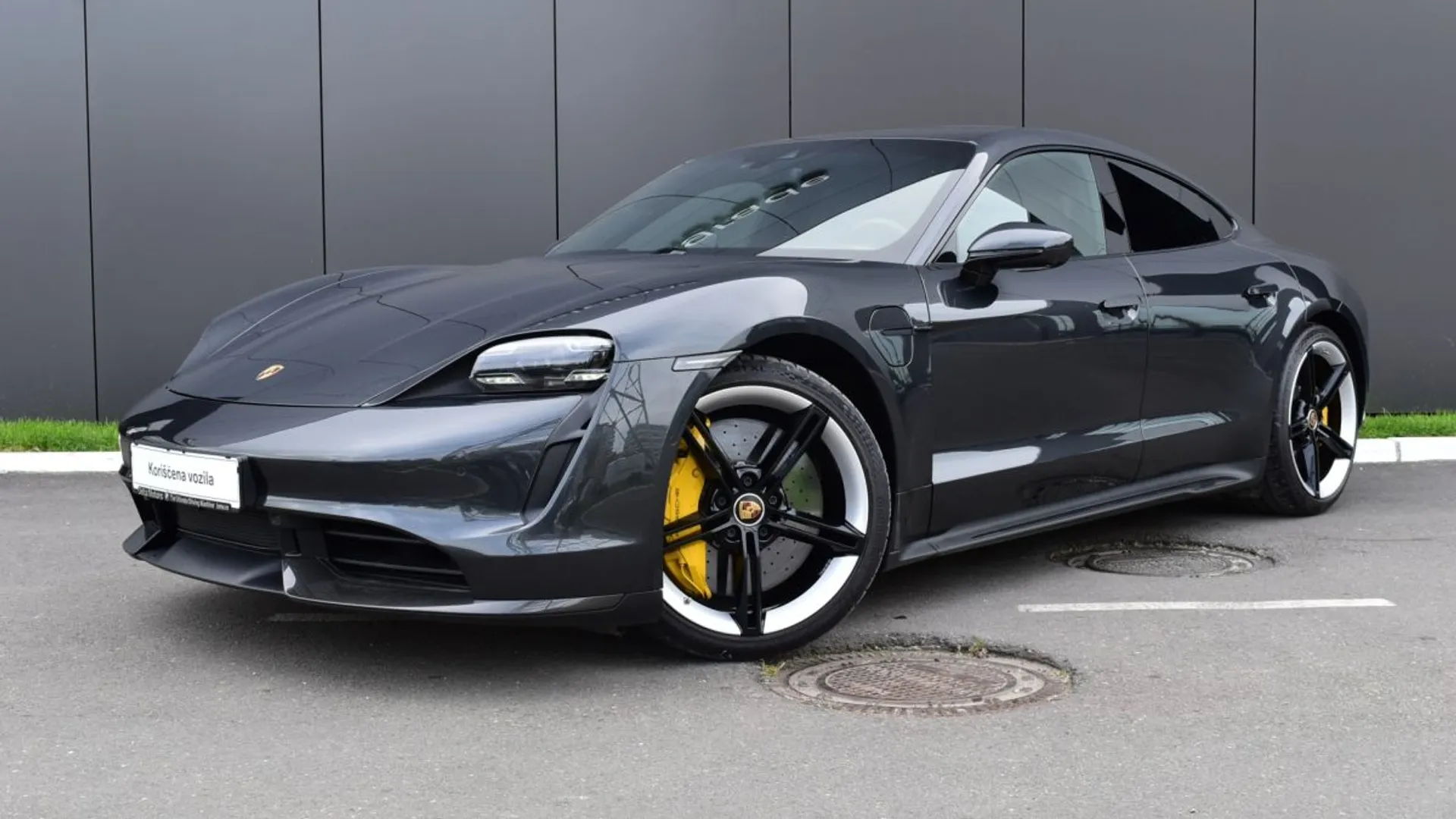 Porsche Taycan Turbo S 79.990 € Električni, 2020 god. Polovni automobili, polovan auto, prodajem auto na sajtu za polovne automobile prodajemauto.rs
