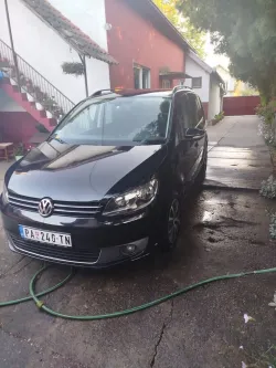 Polovni automobili Volkswagen Touran 1.6 dizel Dizel, 2011 god.