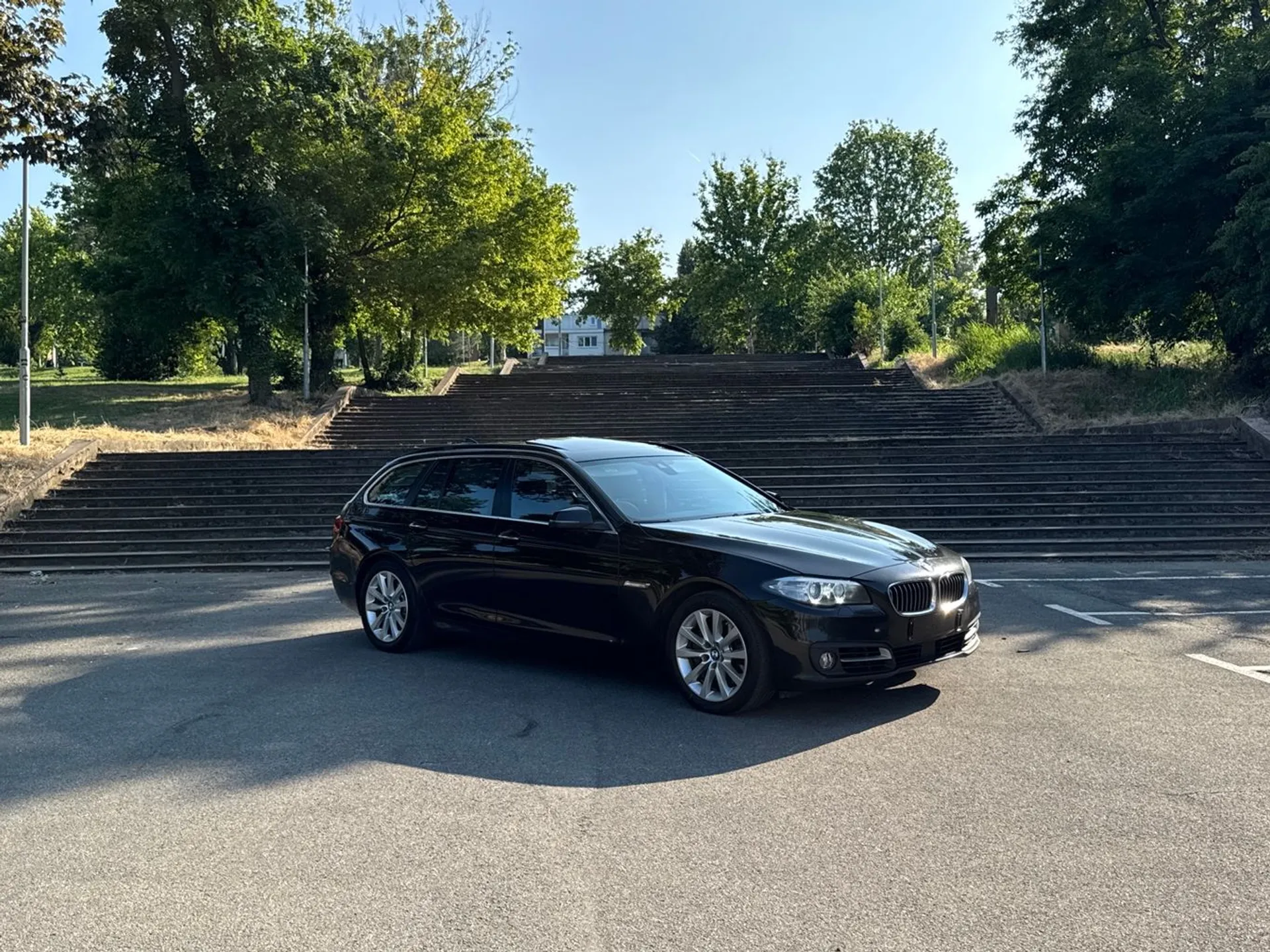 Xdrive Luxury LCI 15.000 € Dizel, 2016 god. Polovni automobili, polovan auto, prodajem auto na sajtu za polovne automobile prodajemauto.rs
