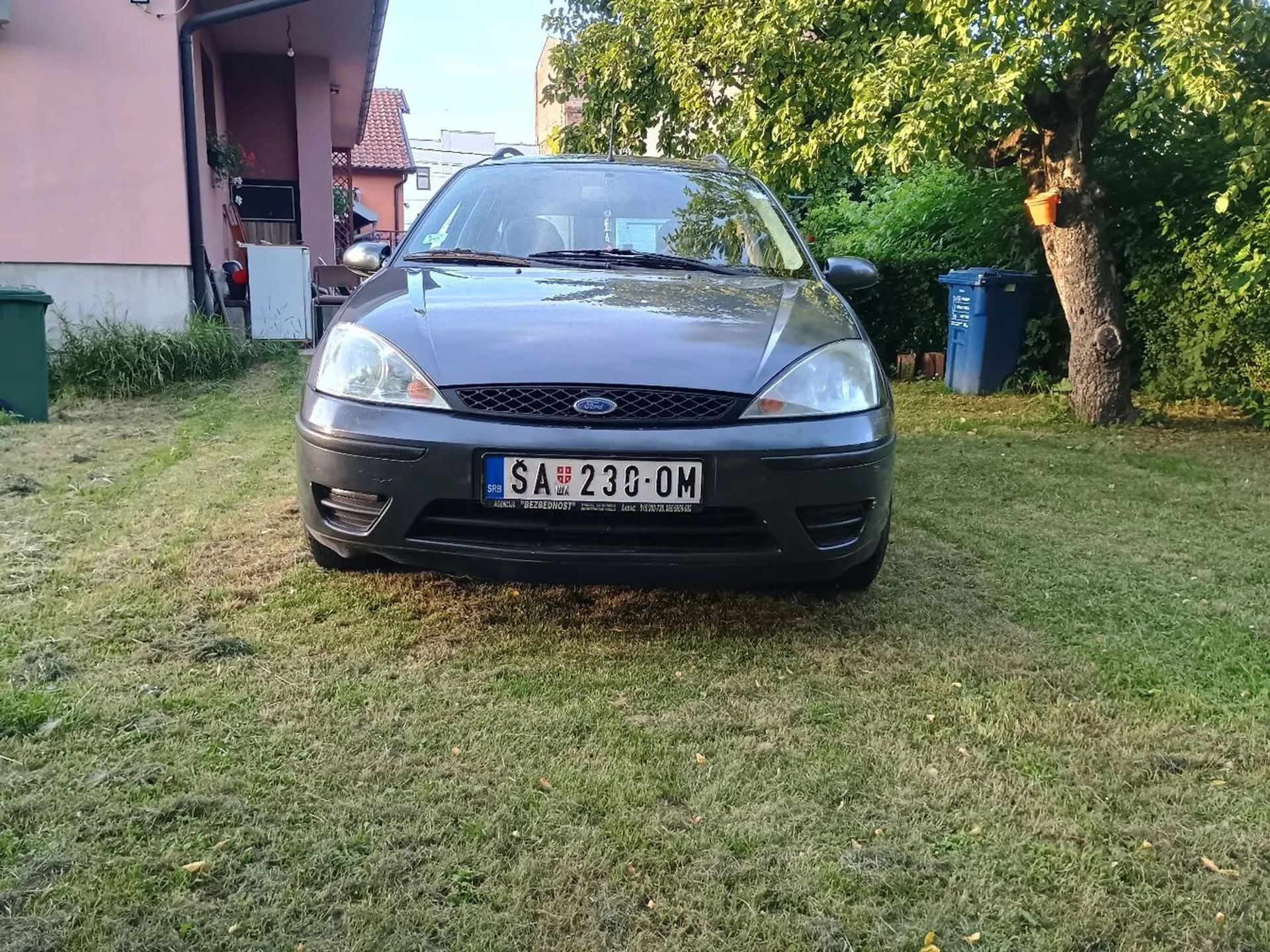   1.6 16v Zetec 1.300 € Benzin + Gas (TNG), 2003 god. Polovni automobili, polovan auto, prodajem auto na sajtu za polovne automobile prodajemauto.rs