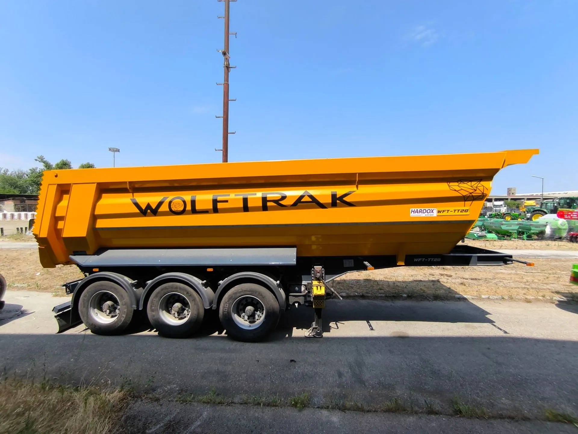 Ostalo Wolftrak 28m3, 3 osovine 27.500 € 2025 god. Polovni automobili, polovan auto, prodajem auto na sajtu za polovne automobile prodajemauto.rs