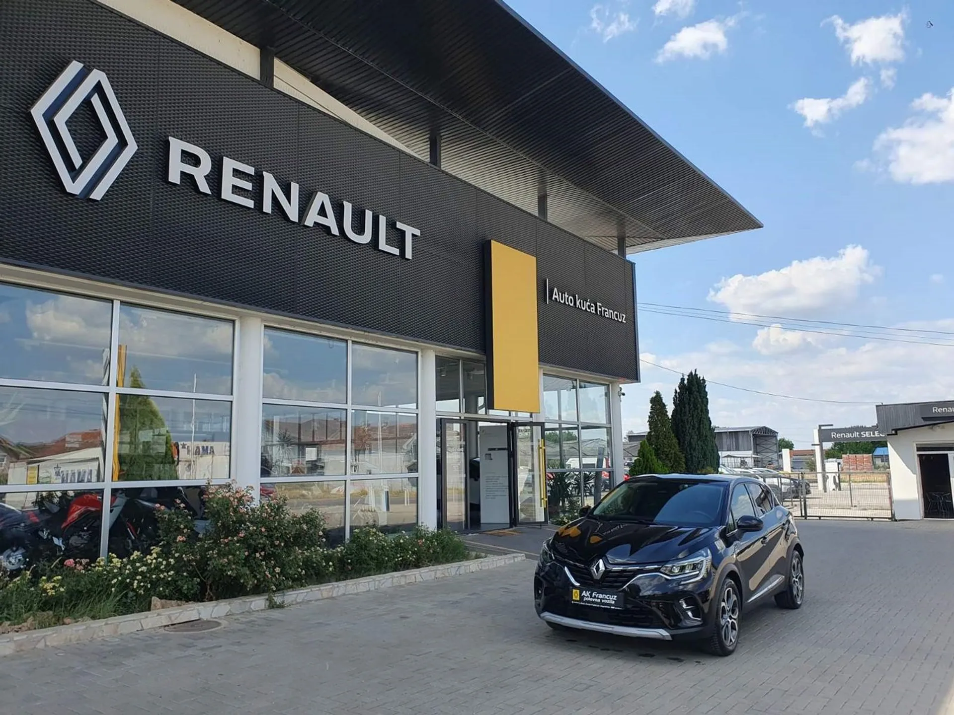 Renault Captur 1.6 PLUG IN HYBRID 18.500 € Hibrid, 2021 god. Polovni automobili, polovan auto, prodajem auto na sajtu za polovne automobile prodajemauto.rs