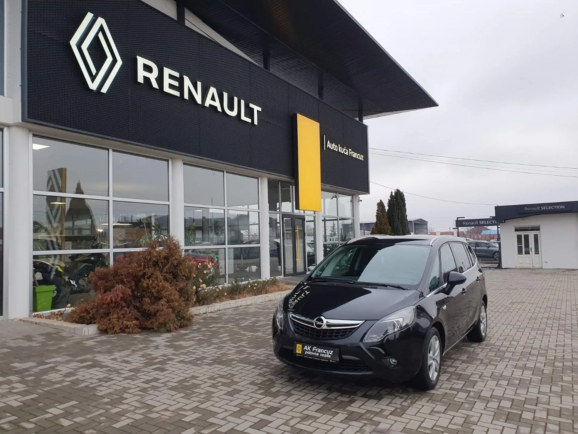 Opel Zafira 1.6 Turbo CNG 8.600 € Benzin + Metan (CNG), 2016 god. Polovni automobili, polovan auto, prodajem auto na sajtu za polovne automobile prodajemauto.rs