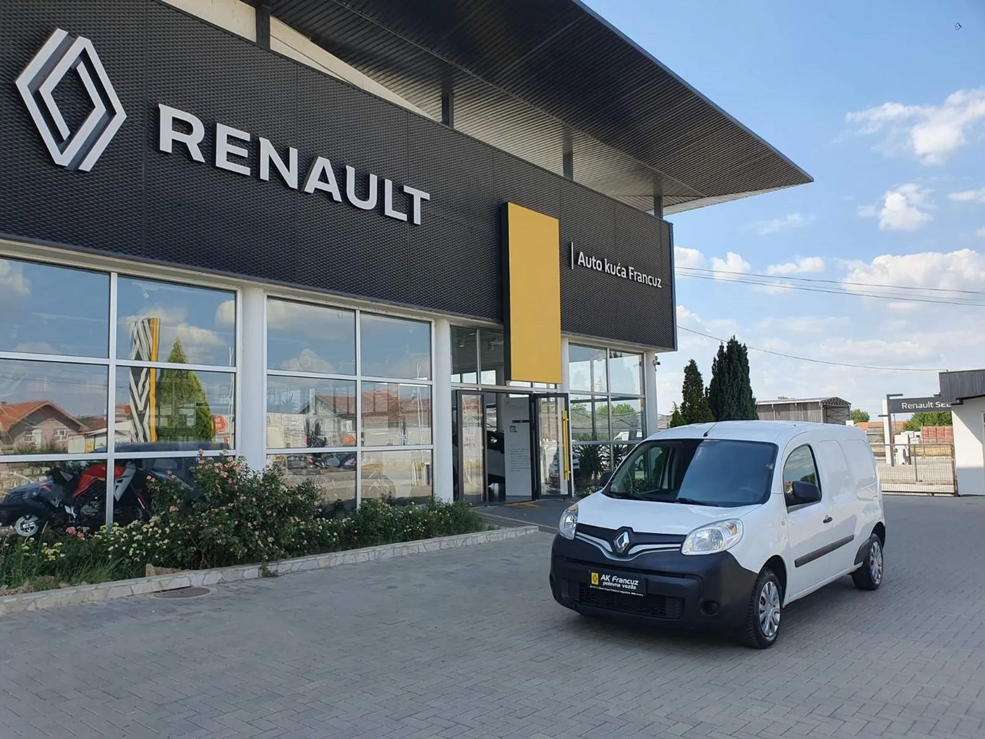 Renault Kangoo Kangoo 1.5 dCi 90 MAXI 6.800 € 2018 god. Polovni automobili, polovan auto, prodajem auto na sajtu za polovne automobile prodajemauto.rs