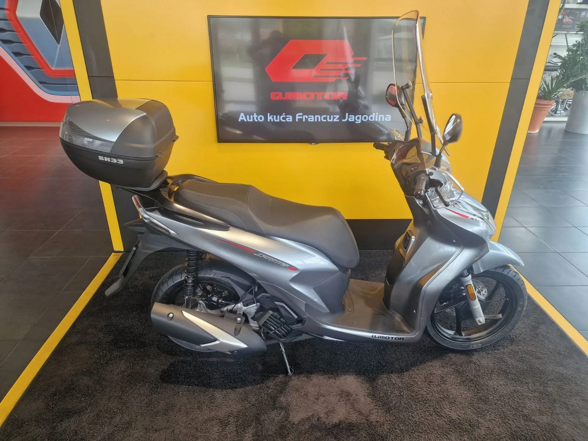 QJMOTOR Other SQ16 125 2.590 € 2025 god. Polovni automobili, polovan auto, prodajem auto na sajtu za polovne automobile prodajemauto.rs