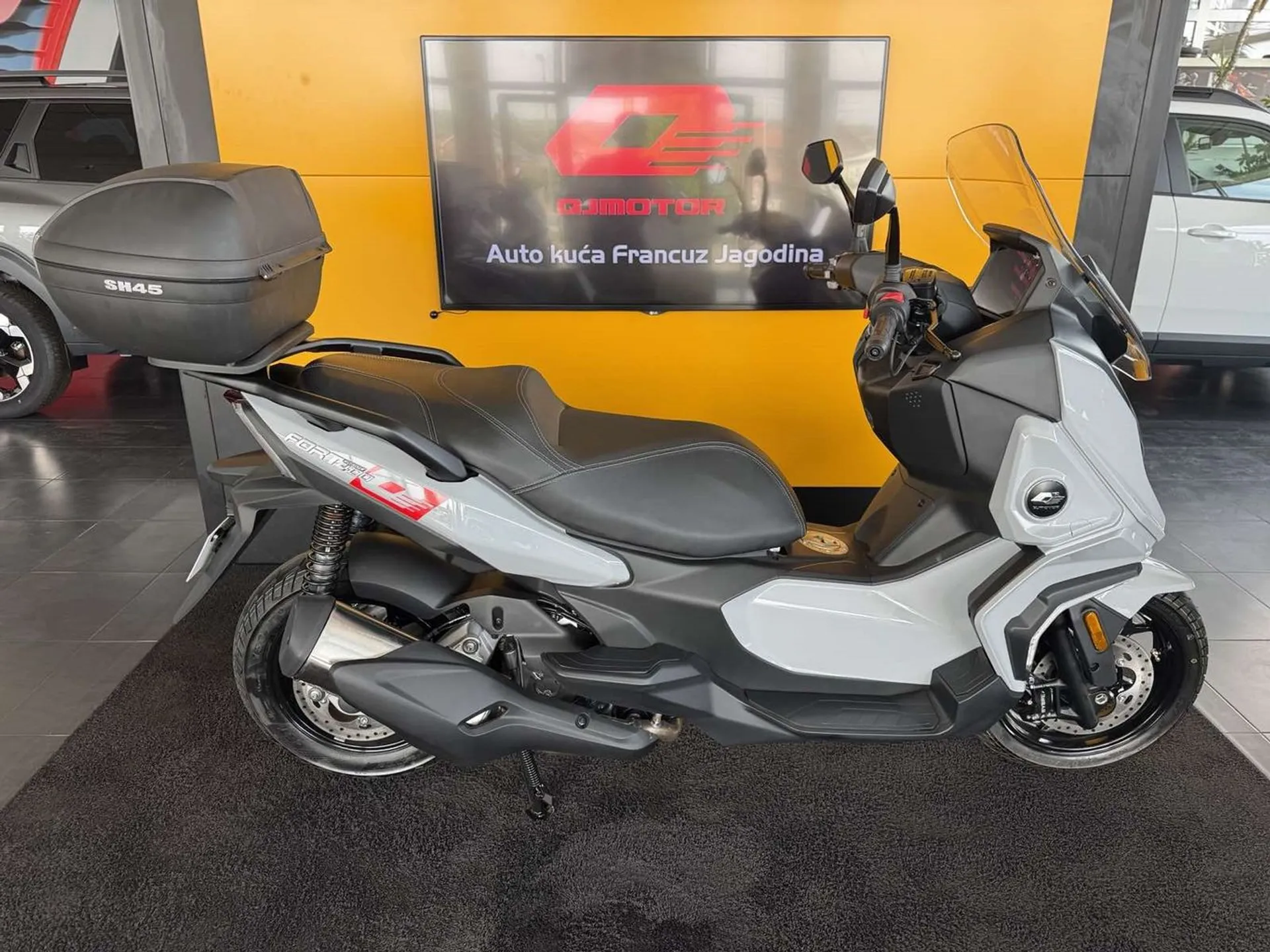 QJMOTOR Other FORT 400 5.490 € 2025 god. Polovni automobili, polovan auto, prodajem auto na sajtu za polovne automobile prodajemauto.rs