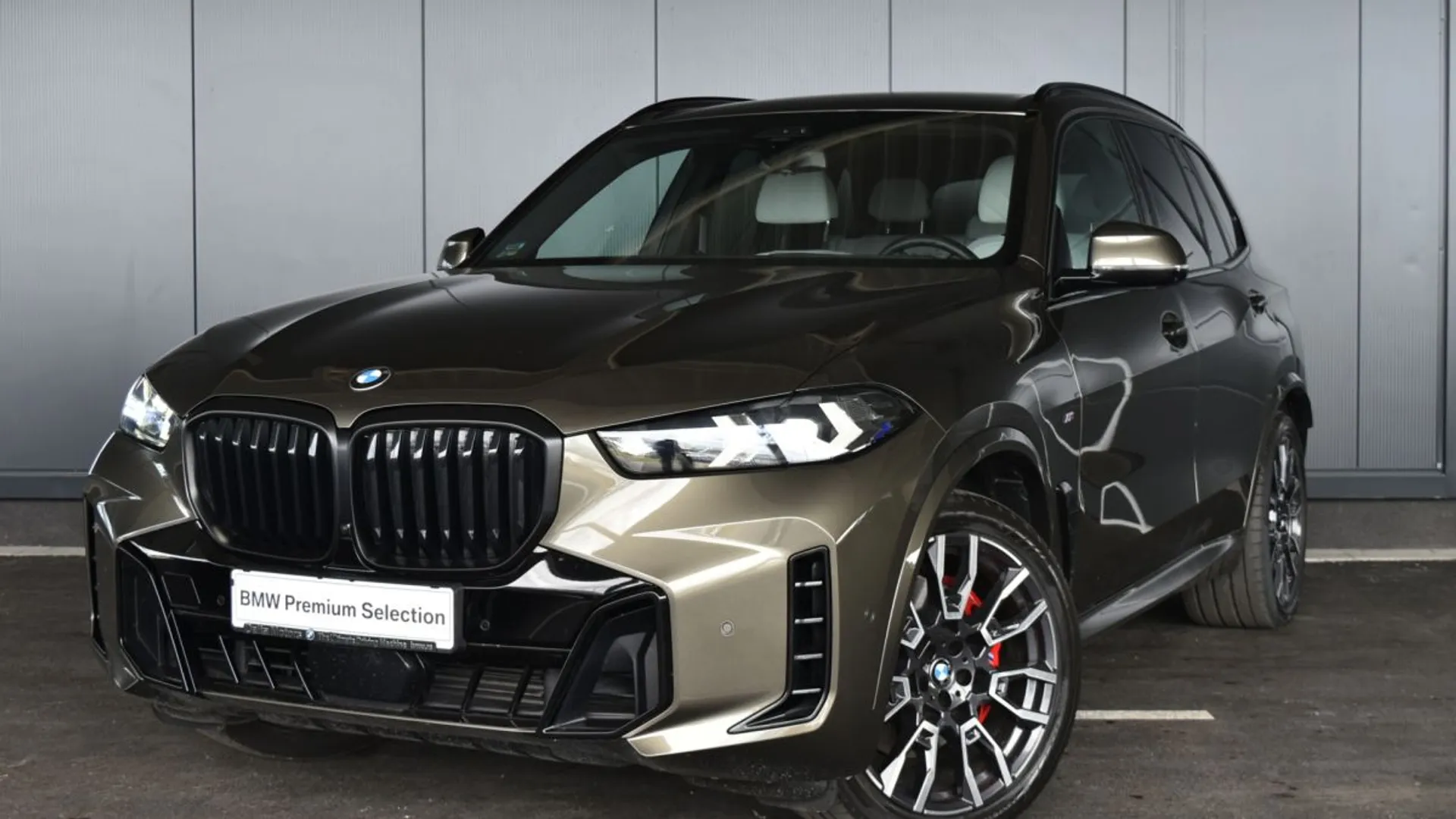 BMW X5 30d xDrive M paket 99.990 € Dizel, 2024 god. Polovni automobili, polovan auto, prodajem auto na sajtu za polovne automobile prodajemauto.rs