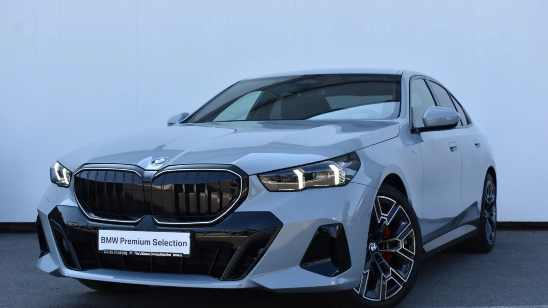 BMW 520 i M Paket 64.990 € Benzin, 2025 god. Polovni automobili, polovan auto, prodajem auto na sajtu za polovne automobile prodajemauto.rs