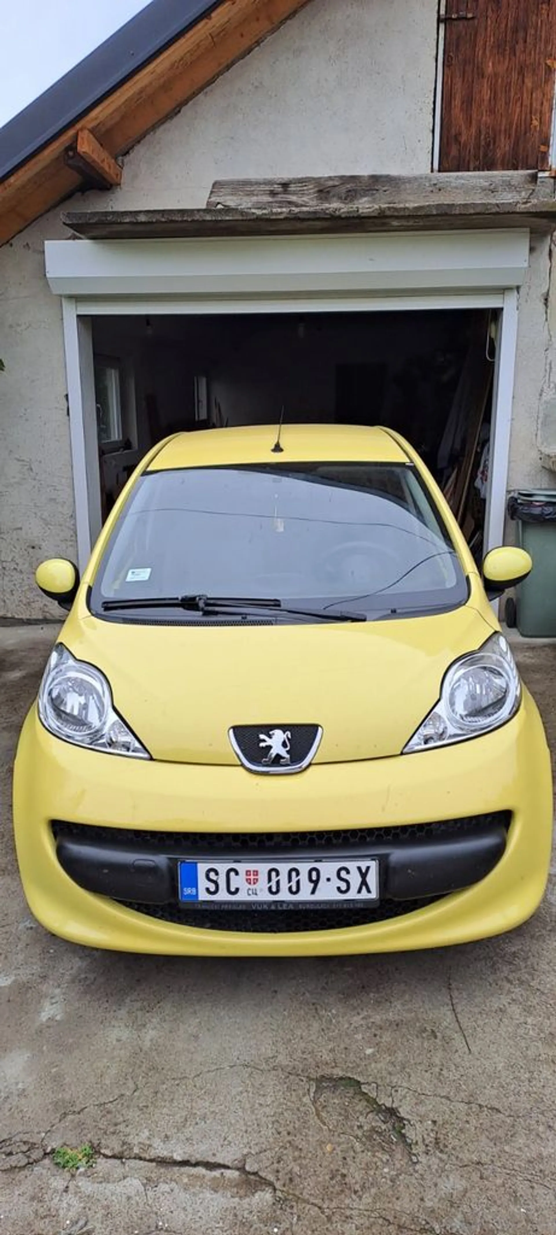 Peugeot 107 2.600 € Benzin, 2005 god. Polovni automobili, polovan auto, prodajem auto na sajtu za polovne automobile prodajemauto.rs