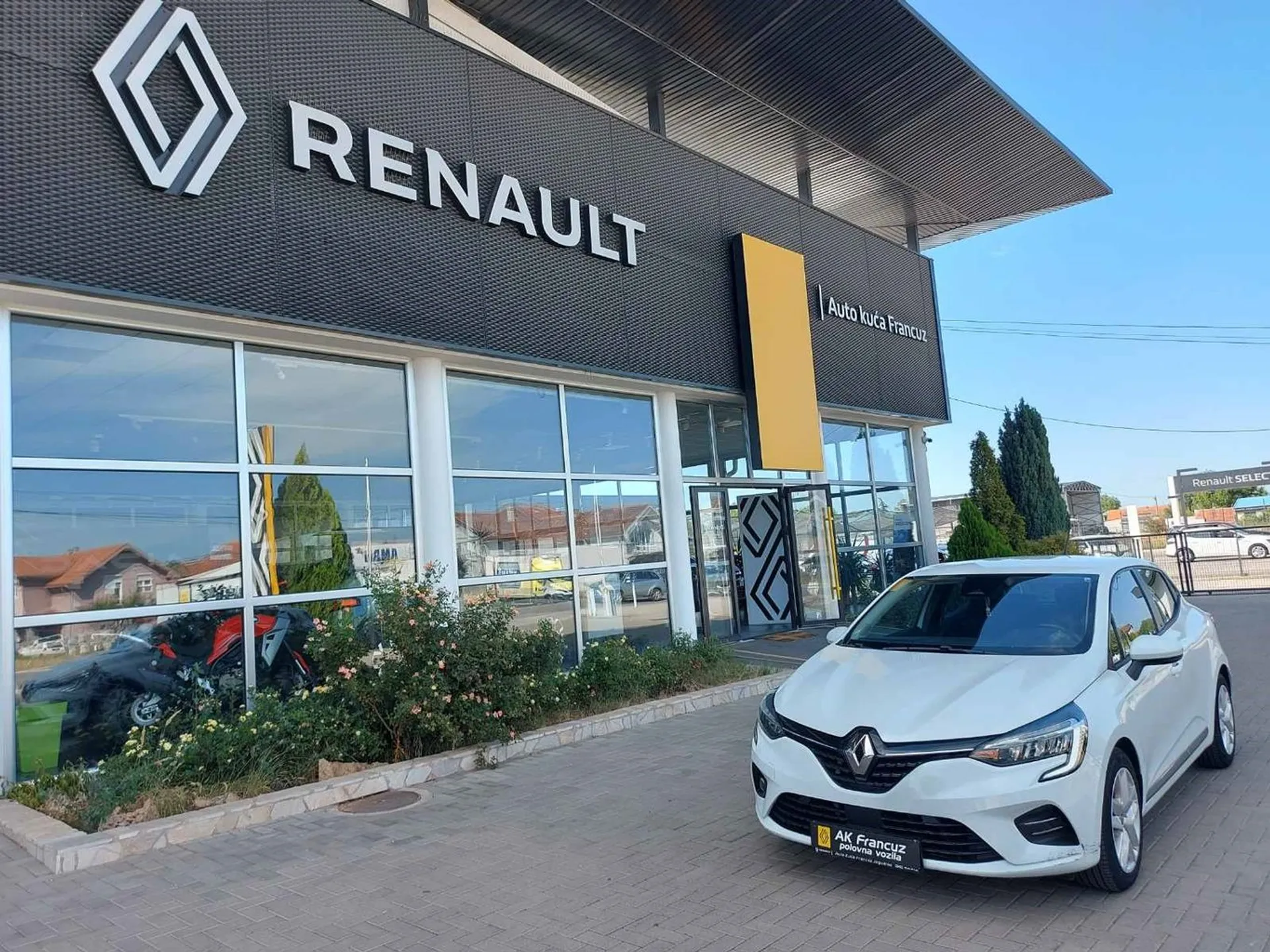 Renault Clio 1.6 HYBRID 150 11.900 € Hibrid, 2021 god. Polovni automobili, polovan auto, prodajem auto na sajtu za polovne automobile prodajemauto.rs