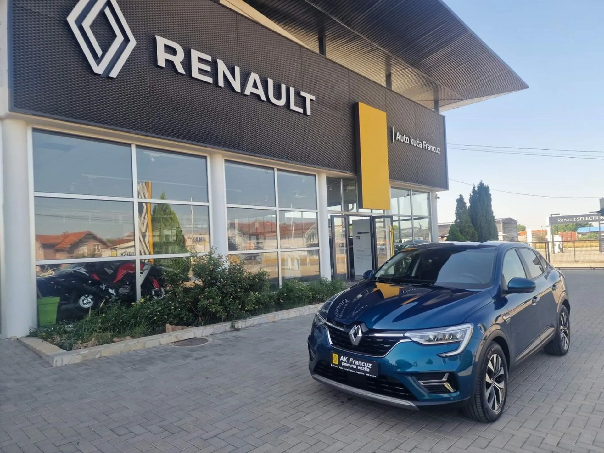 Renault Megane Conquest 1.6 E-Tech 18.700 € Hibrid, 2022 god. Polovni automobili, polovan auto, prodajem auto na sajtu za polovne automobile prodajemauto.rs