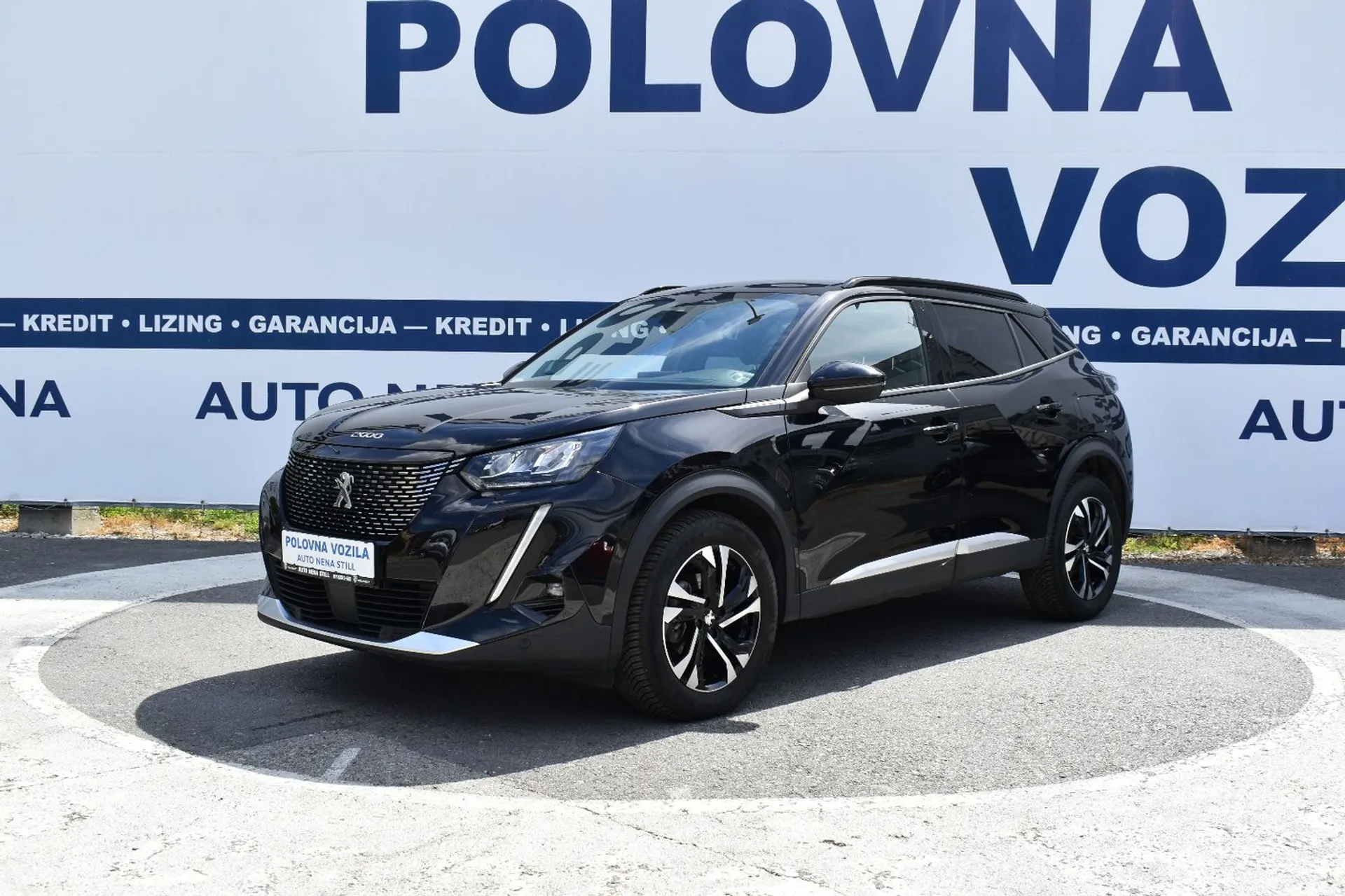 Peugeot 2008 1.2 B Allure MT 14.490 € Benzin, 2020 god. Polovni automobili, polovan auto, prodajem auto na sajtu za polovne automobile prodajemauto.rs