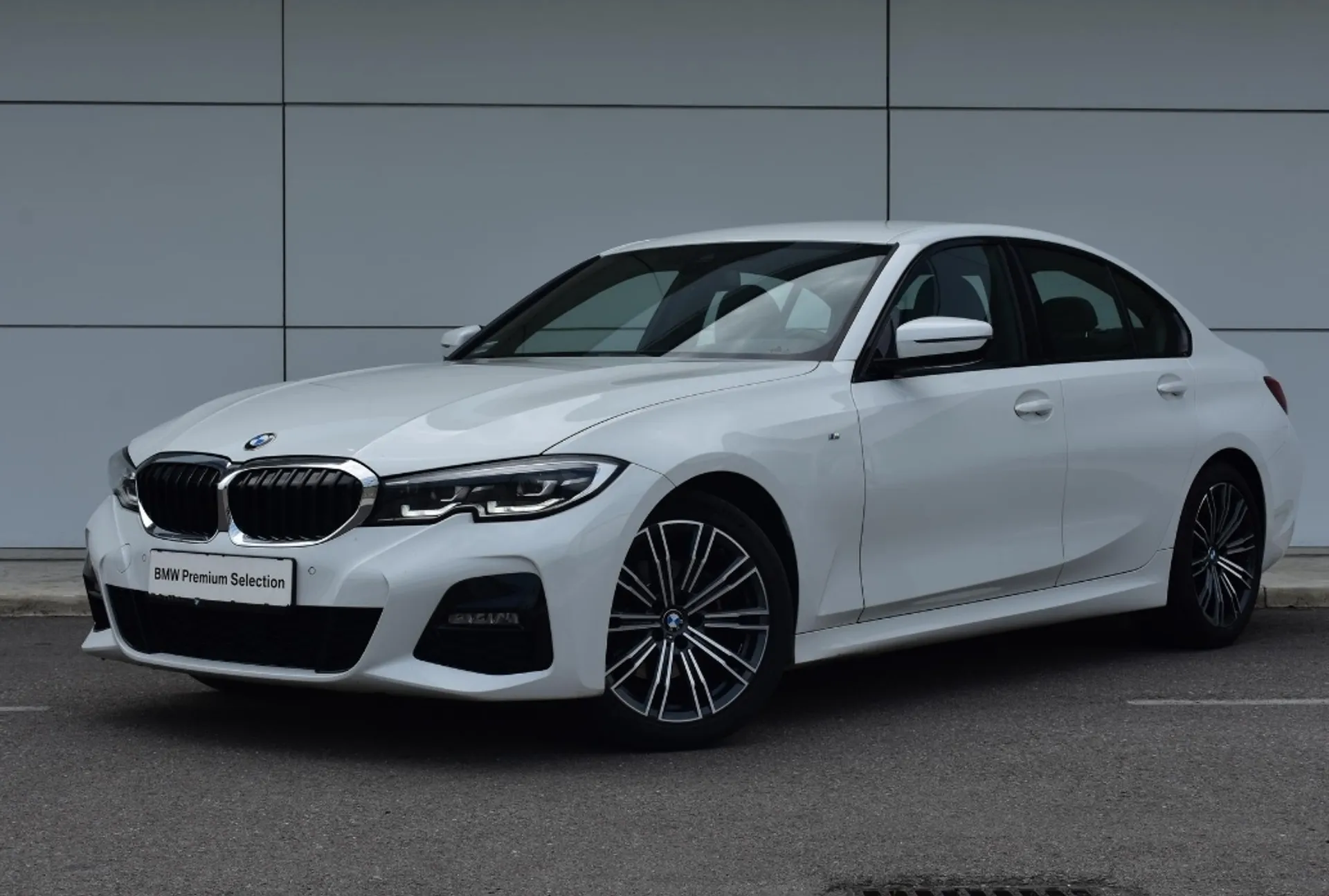 BMW 320 d xDrive M paket 2019 god. dizel 41.990 Polovni automobili, polovan auto, prodajem auto na sajtu za polovne automobile prodajemauto.rs