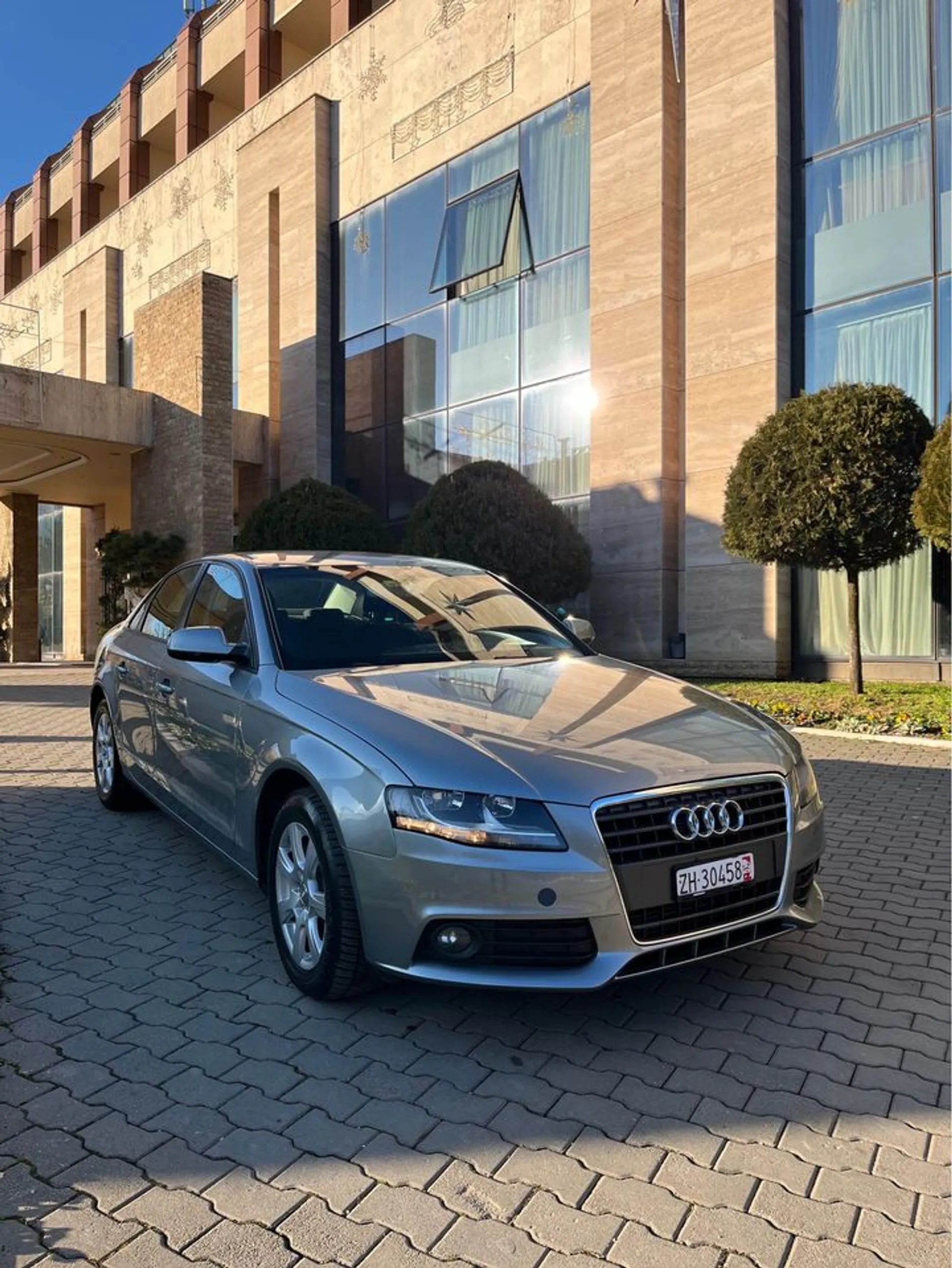 Audi A4 Audi A4 TFSI 7.000 € Benzin, 2010 god. Polovni automobili, polovan auto, prodajem auto na sajtu za polovne automobile prodajemauto.rs