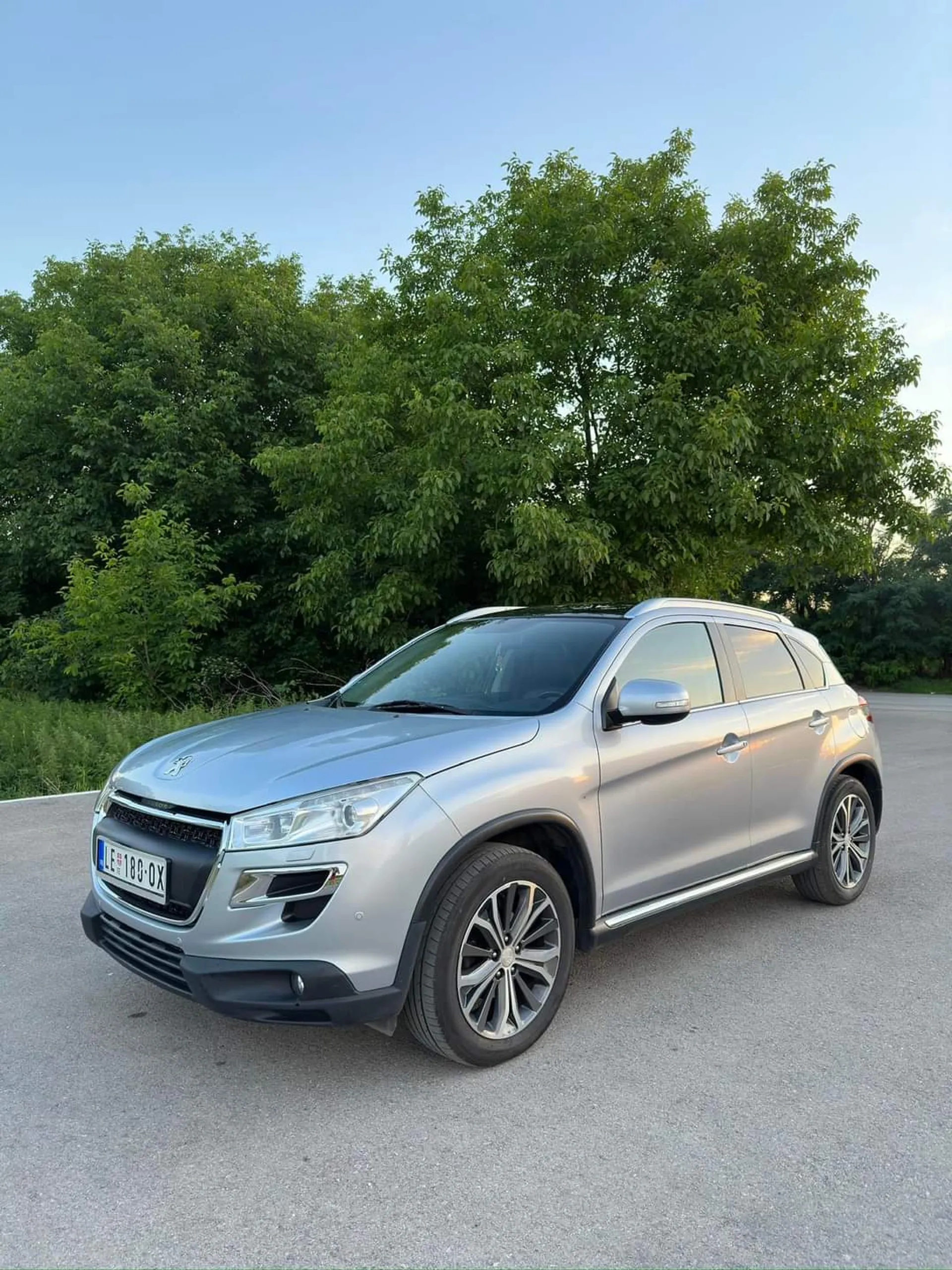 Peugeot 4008 Peugeot 4008 1.8 did 4x4 reduktor 10.400 € Dizel, 2013 god. Polovni automobili, polovan auto, prodajem auto na sajtu za polovne automobile prodajemauto.rs