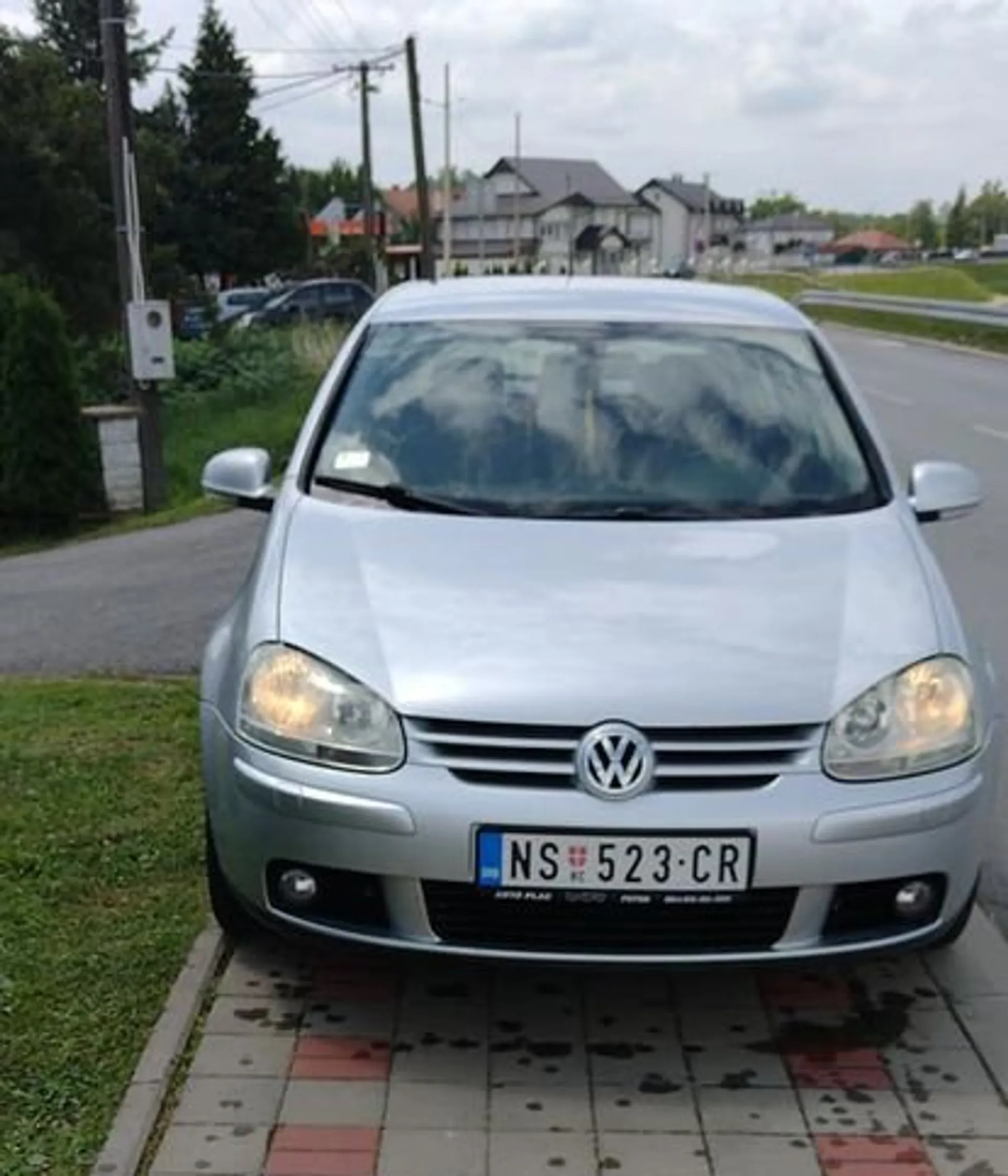 Volkswagen Golf Volkswagen Golf 5 Bosch 8v 3.450 € Dizel, 2007 god. Polovni automobili, polovan auto, prodajem auto na sajtu za polovne automobile prodajemauto.rs