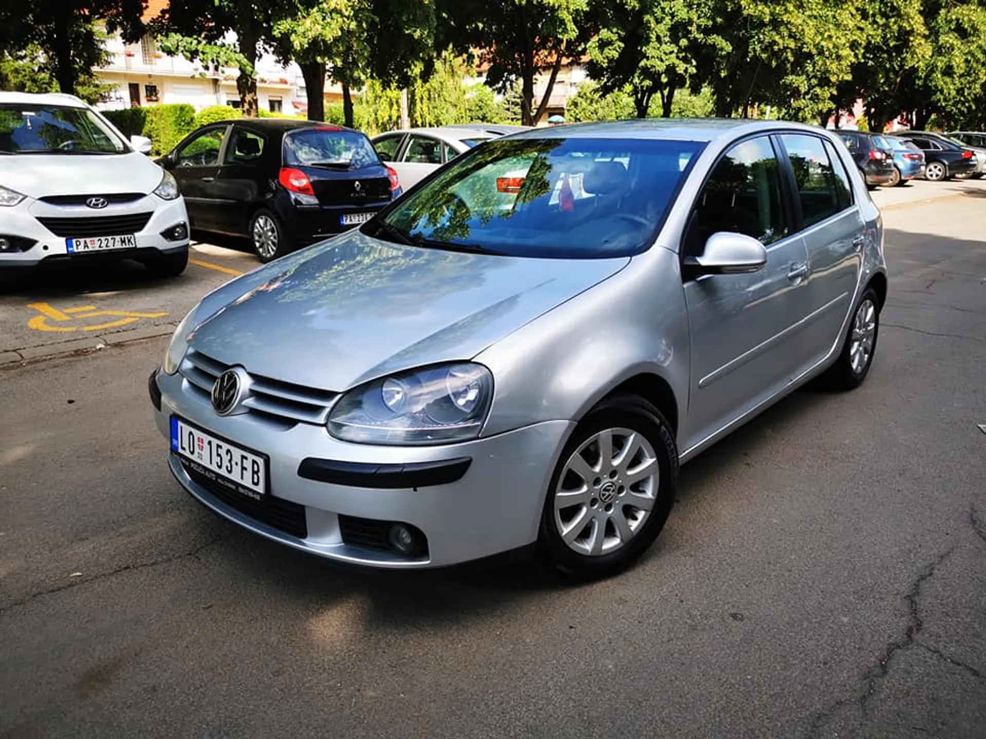 Volkswagen Golf 5 1.6 2.750 € Benzin, 2004 god. Polovni automobili, polovan auto, prodajem auto na sajtu za polovne automobile prodajemauto.rs