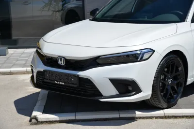 Honda Civic Civic Sport 2.0 Hibrid, 2023 god.