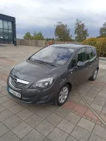 Opel Meriva 1.7 cdti  2012 god. Dizel 5200 € Prodajem Auto